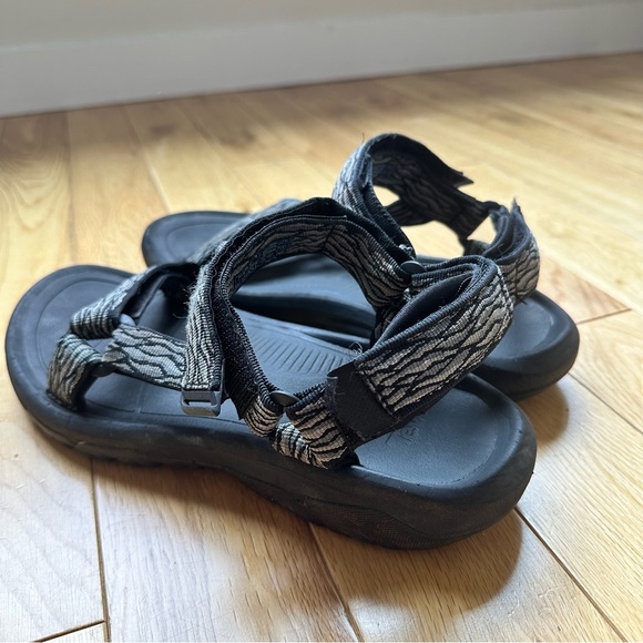 Men’s Teva Sandals - Picture 5 of 11